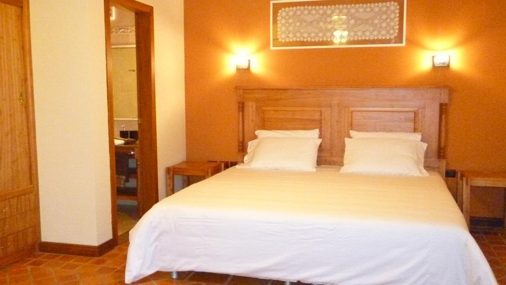 Villa Floreal Hotel Boutique Asuncion Oda fotoğraf