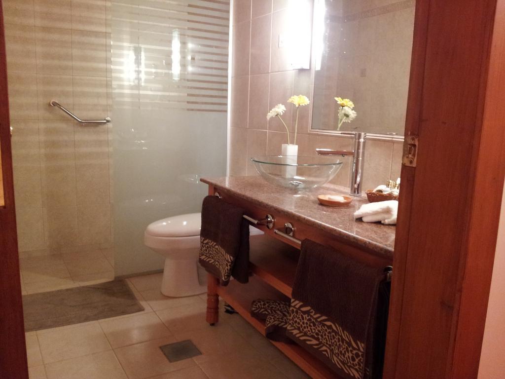 Villa Floreal Hotel Boutique Asuncion Oda fotoğraf